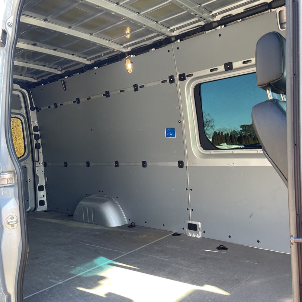 2022 Mercedes-Benz Sprinter 2500