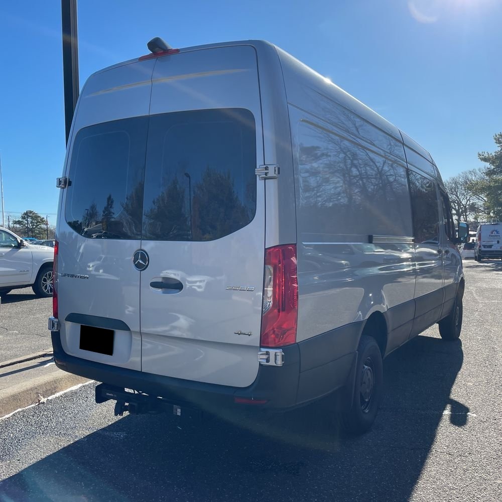 2022 Mercedes-Benz Sprinter 2500