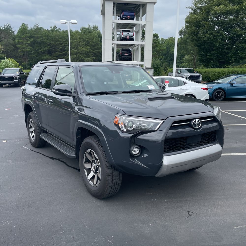 2024 Toyota 4Runner TRD Off-Road Premium