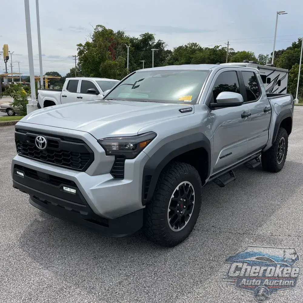 2025 Toyota Tacoma TRD Off-Road HV