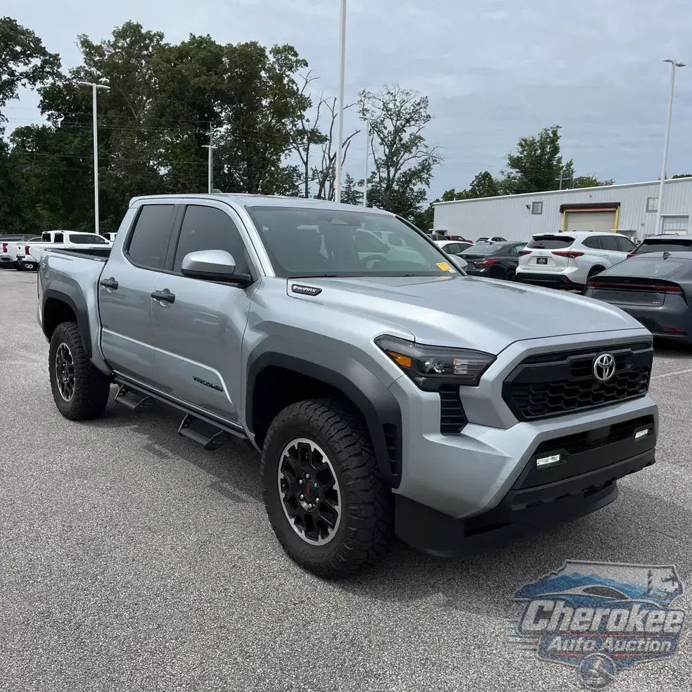2025 Toyota Tacoma TRD Off-Road HV