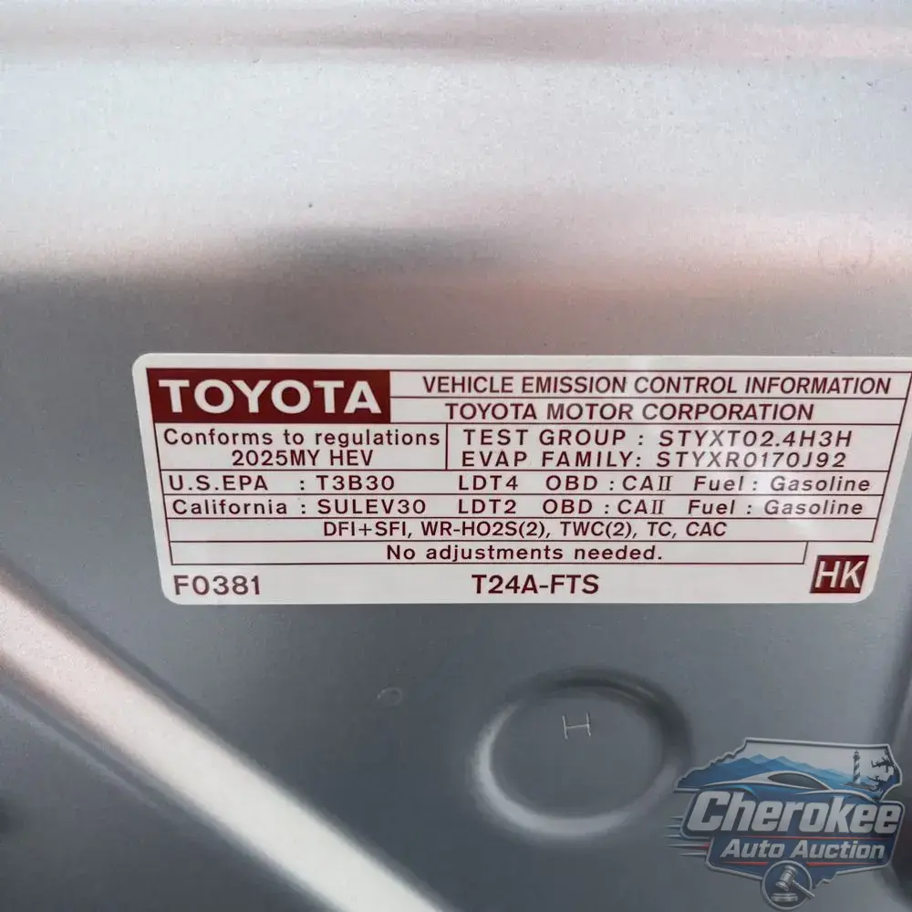 2025 Toyota Tacoma TRD Off-Road HV