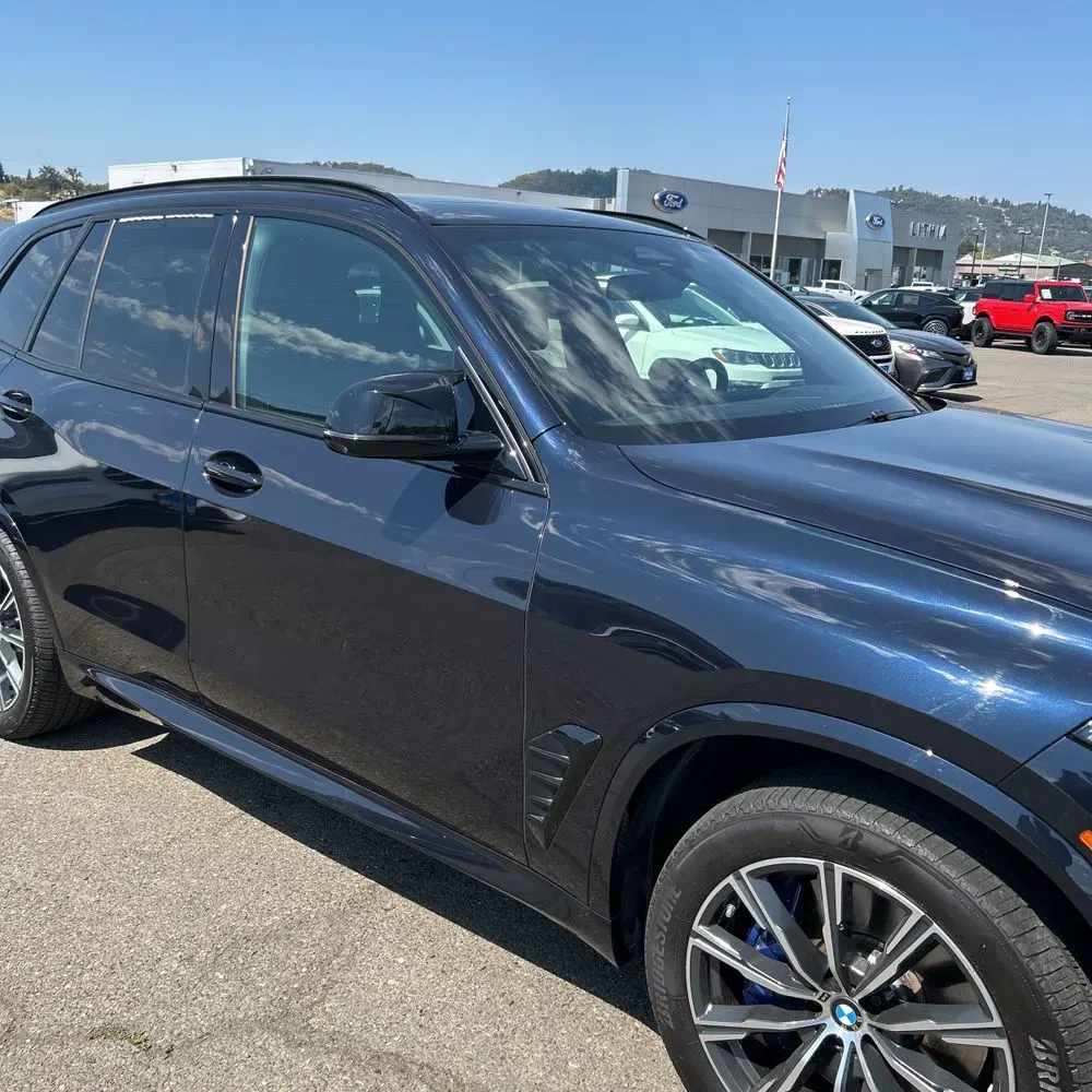2024 BMW X5 M60i