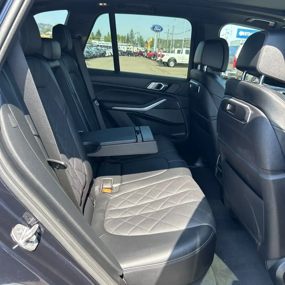 2024 BMW X5 M60i