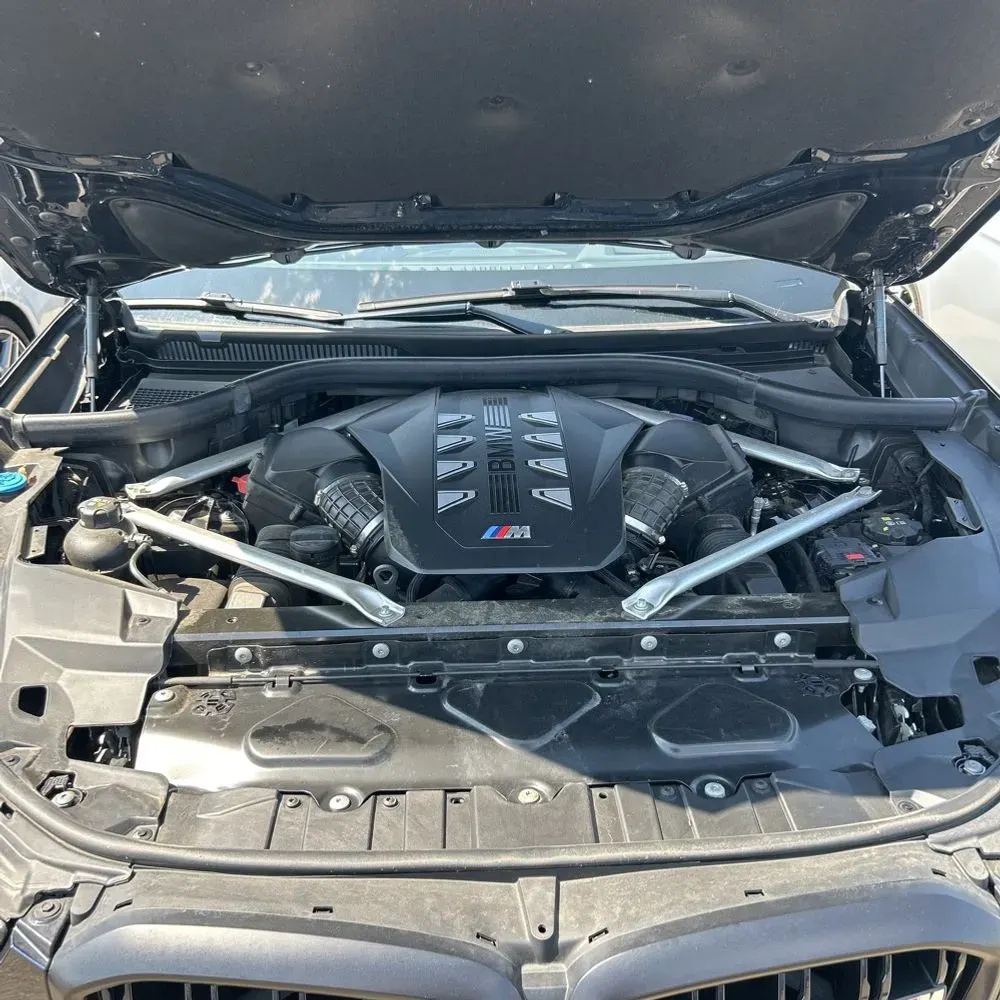 2024 BMW X5 M60i