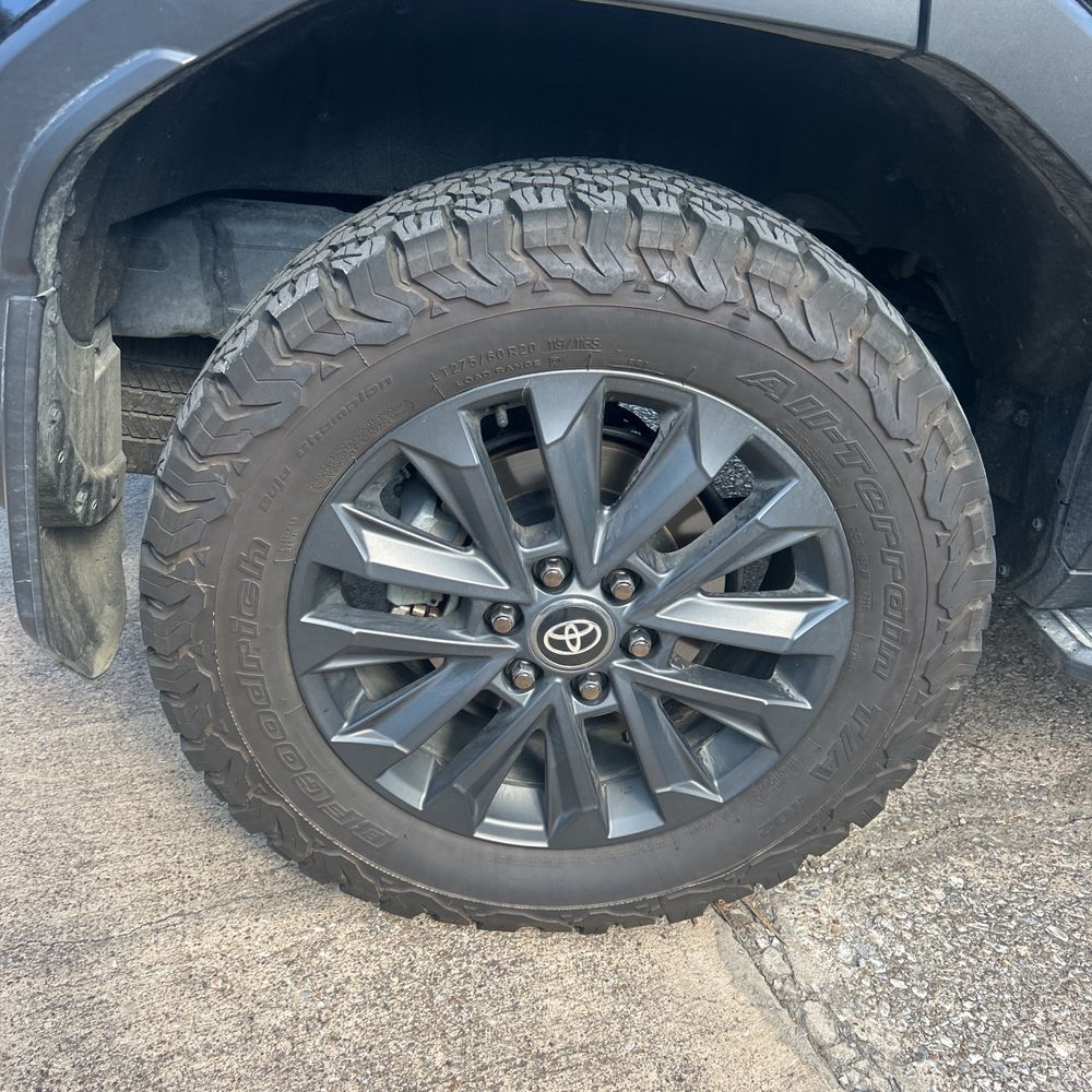2024 Toyota Land Cruiser Base