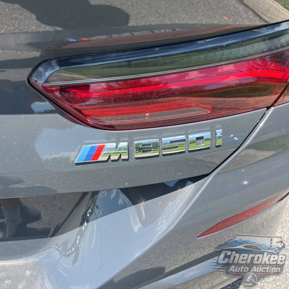 2024 BMW 8-Series M850xi
