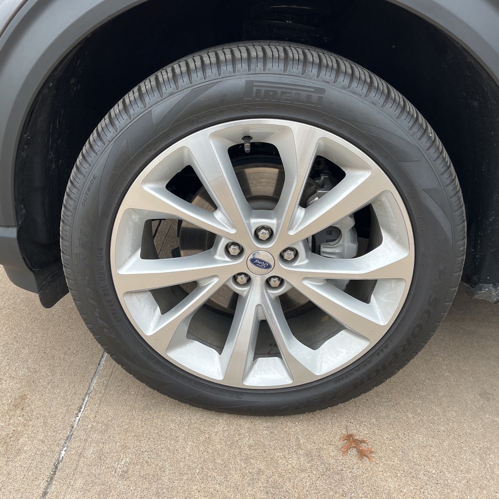2024 Ford Explorer Platinum