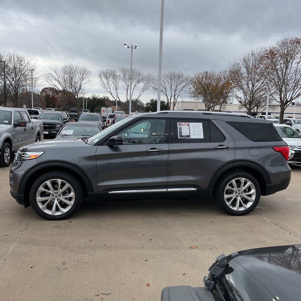 2024 Ford Explorer Platinum