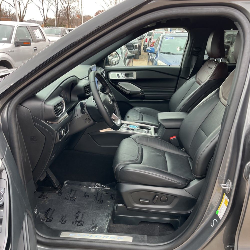 2024 Ford Explorer Platinum