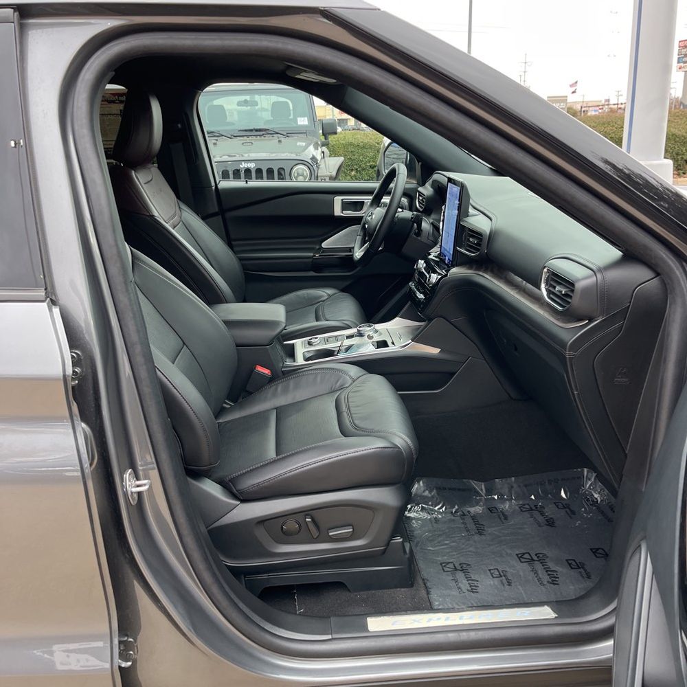 2024 Ford Explorer Platinum