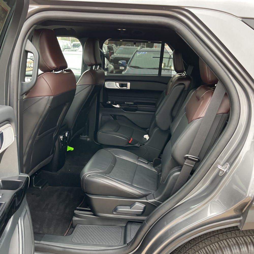 2024 Ford Explorer Platinum