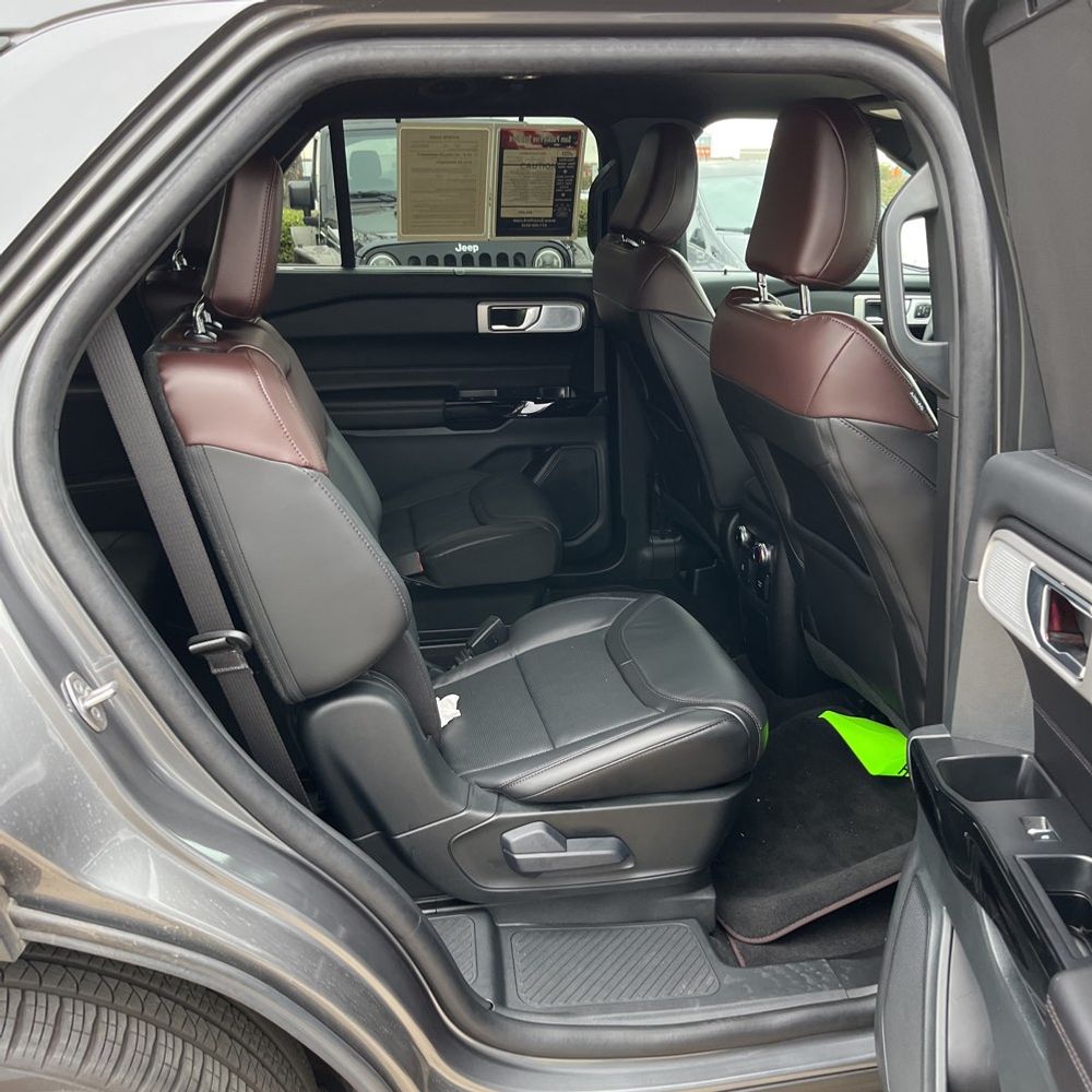 2024 Ford Explorer Platinum