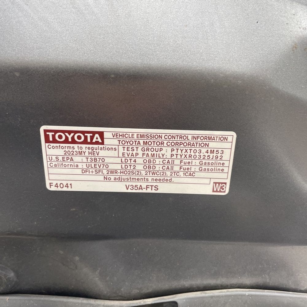 2023 Toyota Tundra Capstone HV