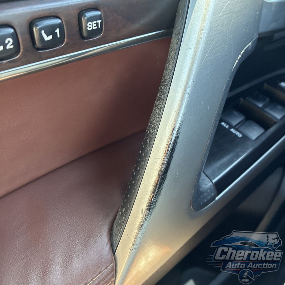 2018 Toyota Land Cruiser Base
