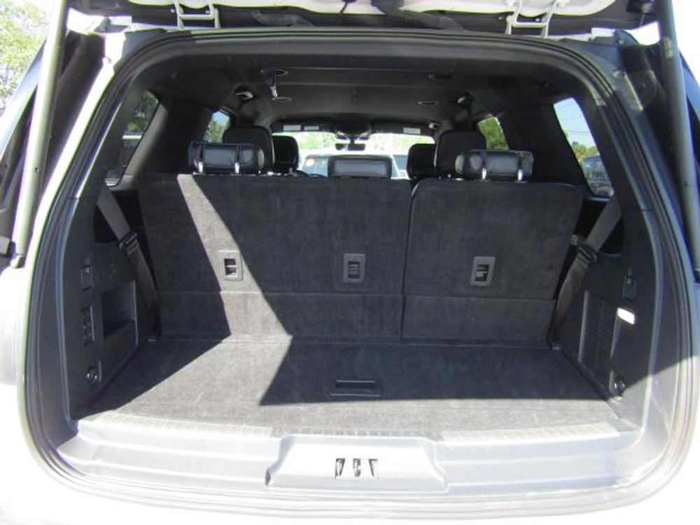2023 Lincoln Navigator Standard