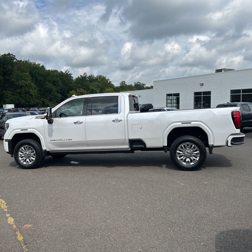 2024 GMC Sierra 3500HD Denali