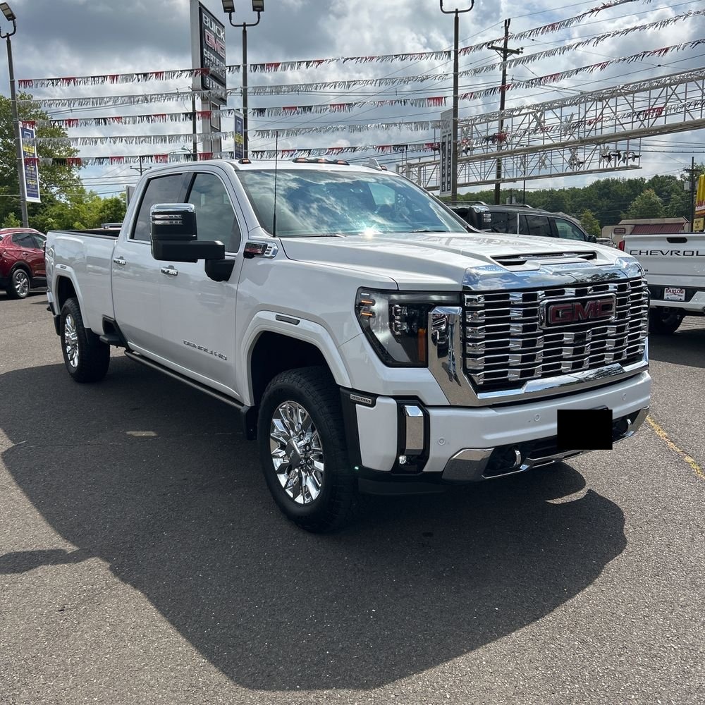 2024 GMC Sierra 3500HD Denali