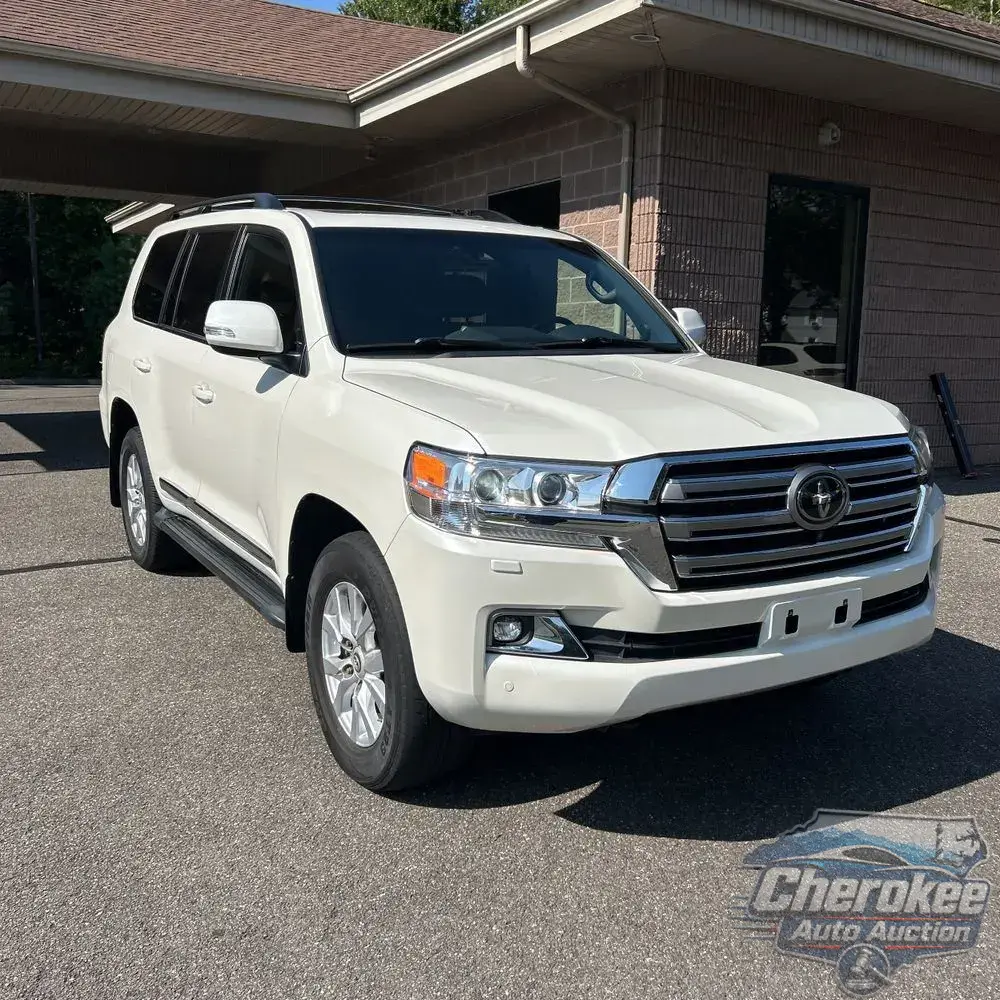 2019 Toyota Land Cruiser Base