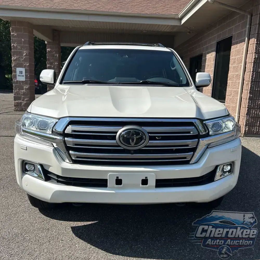 2019 Toyota Land Cruiser Base