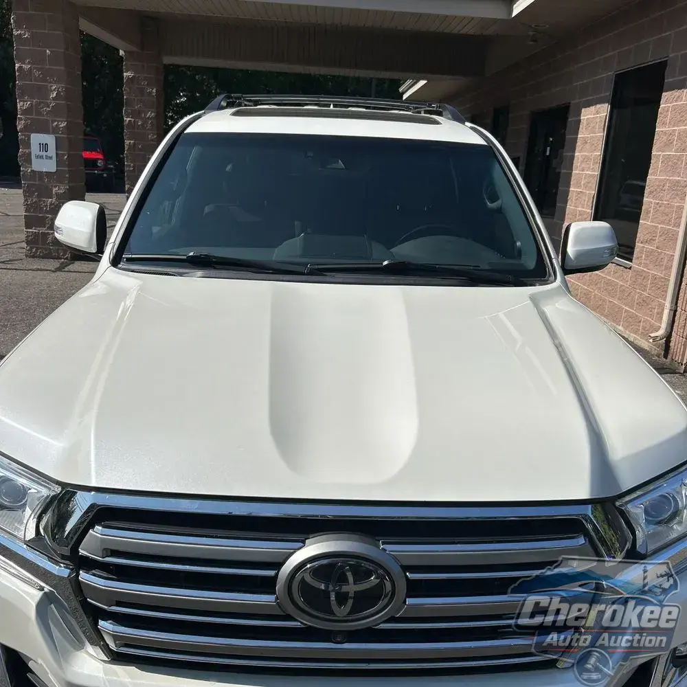 2019 Toyota Land Cruiser Base
