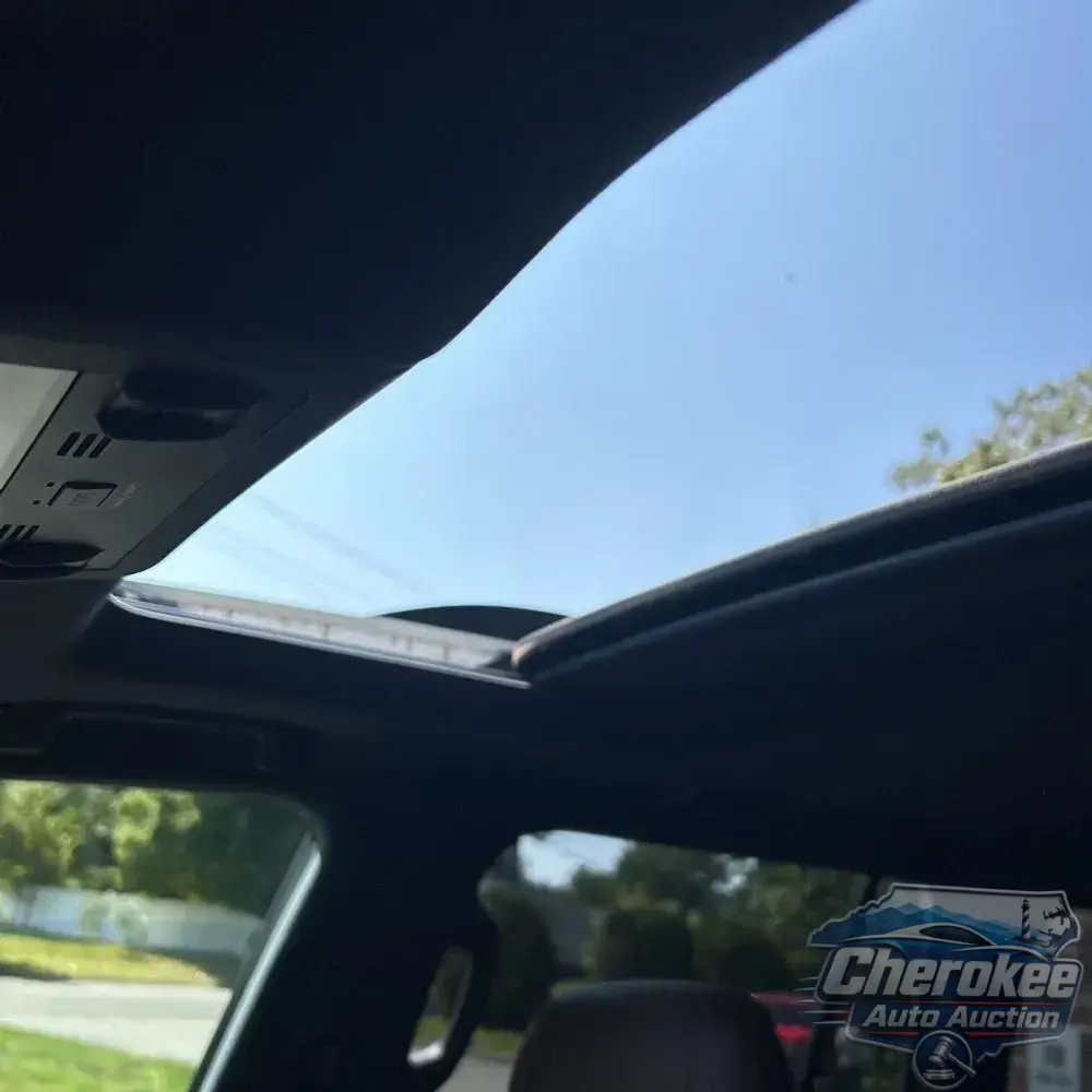 2019 Toyota Land Cruiser Base