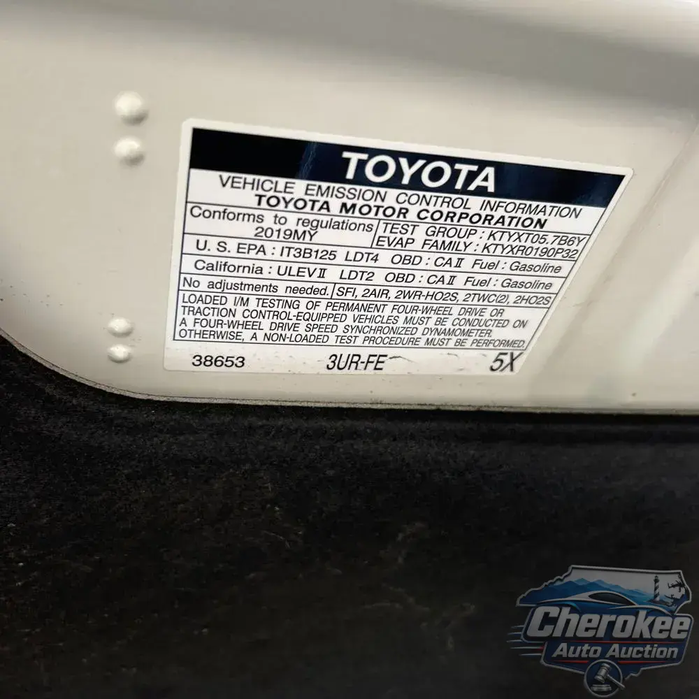 2019 Toyota Land Cruiser Base