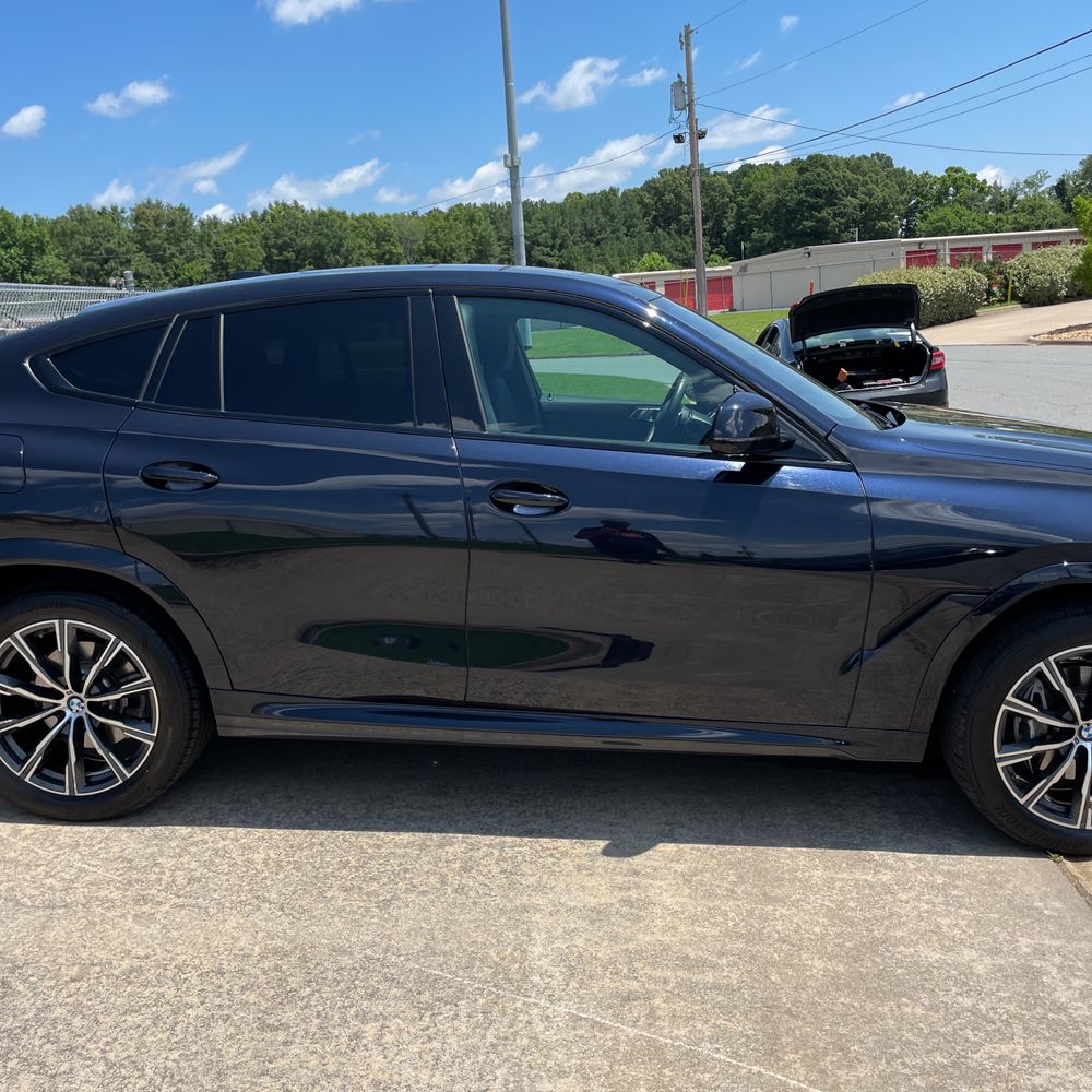 2025 BMW X6 XDrive40i