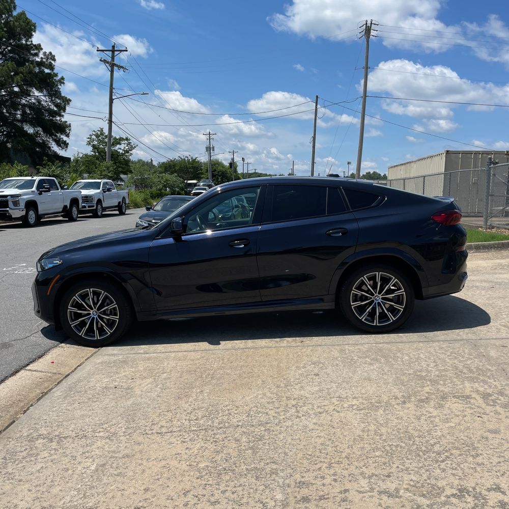 2025 BMW X6 XDrive40i