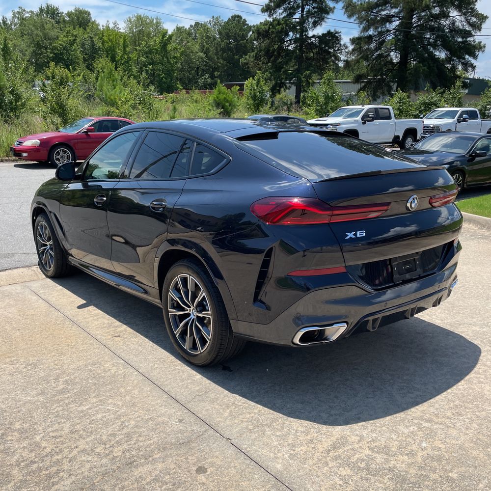 2025 BMW X6 XDrive40i