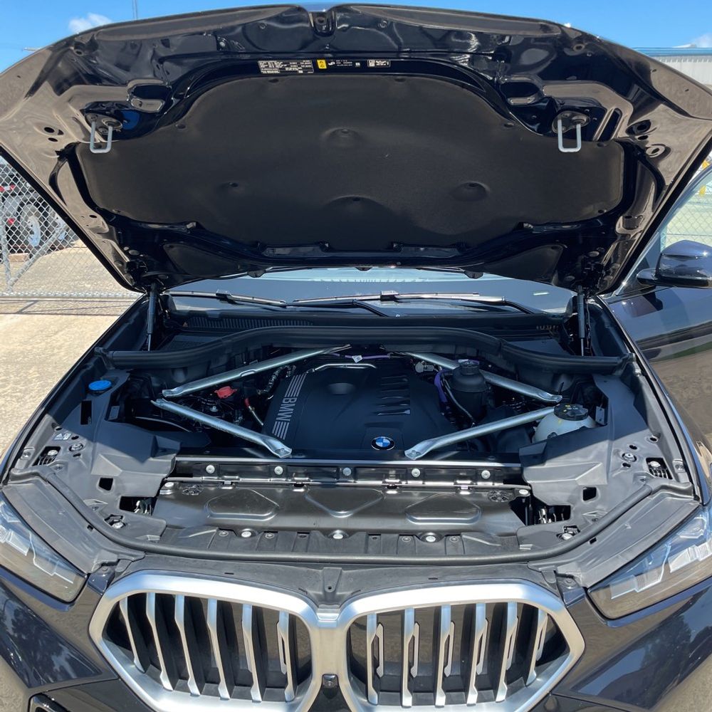 2025 BMW X6 XDrive40i