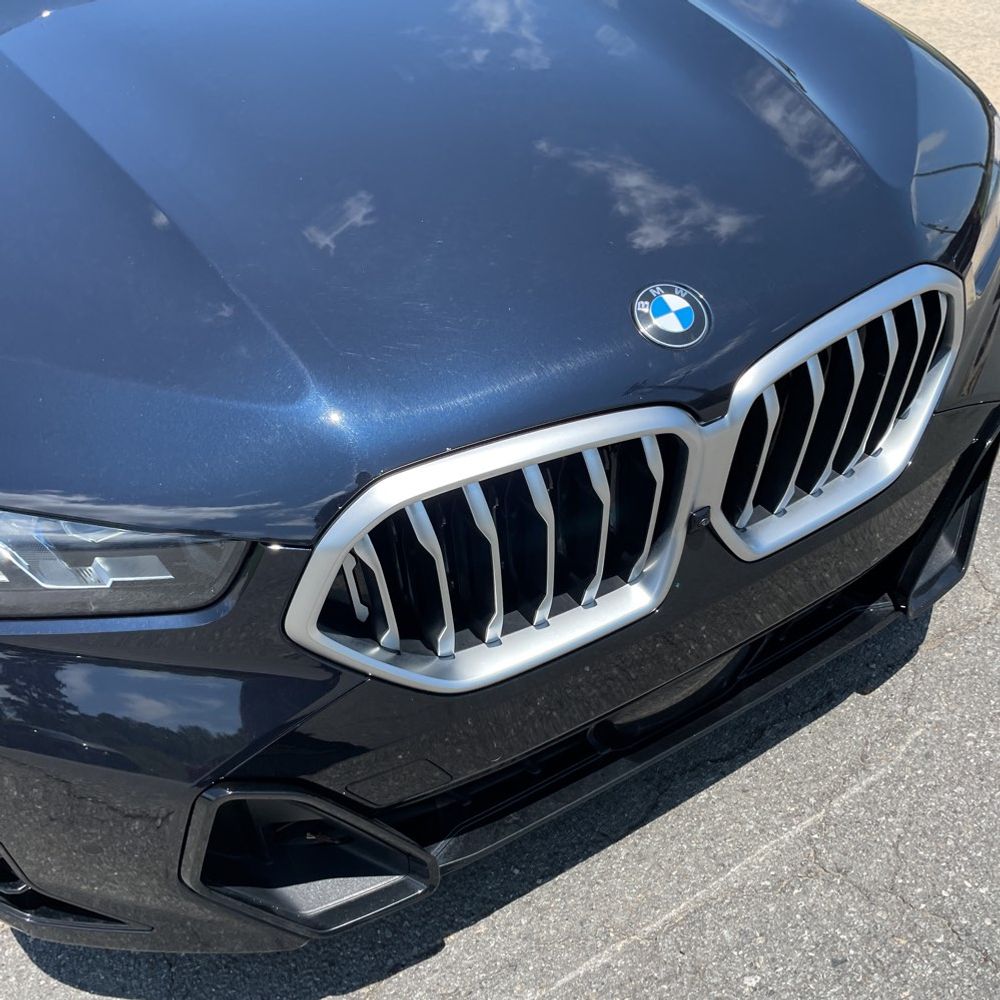 2025 BMW X6 XDrive40i