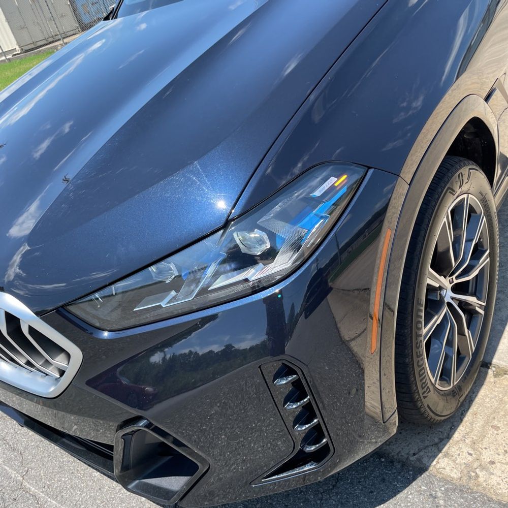 2025 BMW X6 XDrive40i