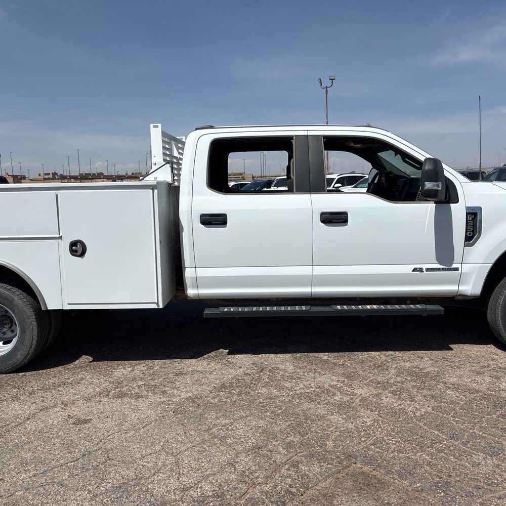 2022 Ford F-350 Super Duty XL