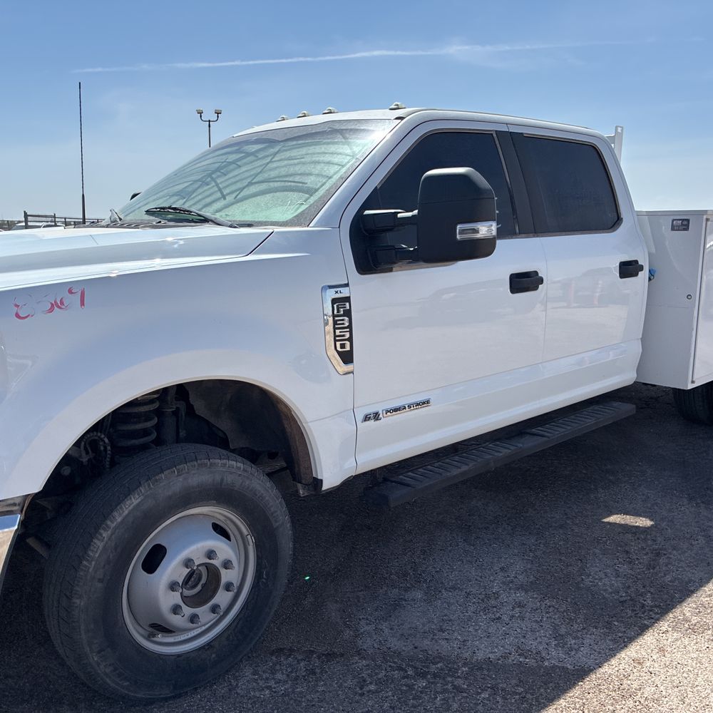 2022 Ford F-350 Super Duty XL