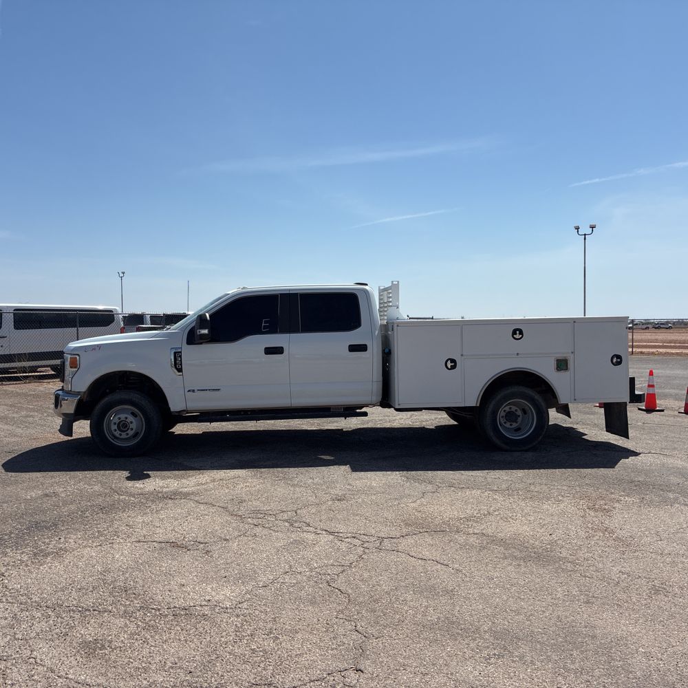 2022 Ford F-350 Super Duty XL