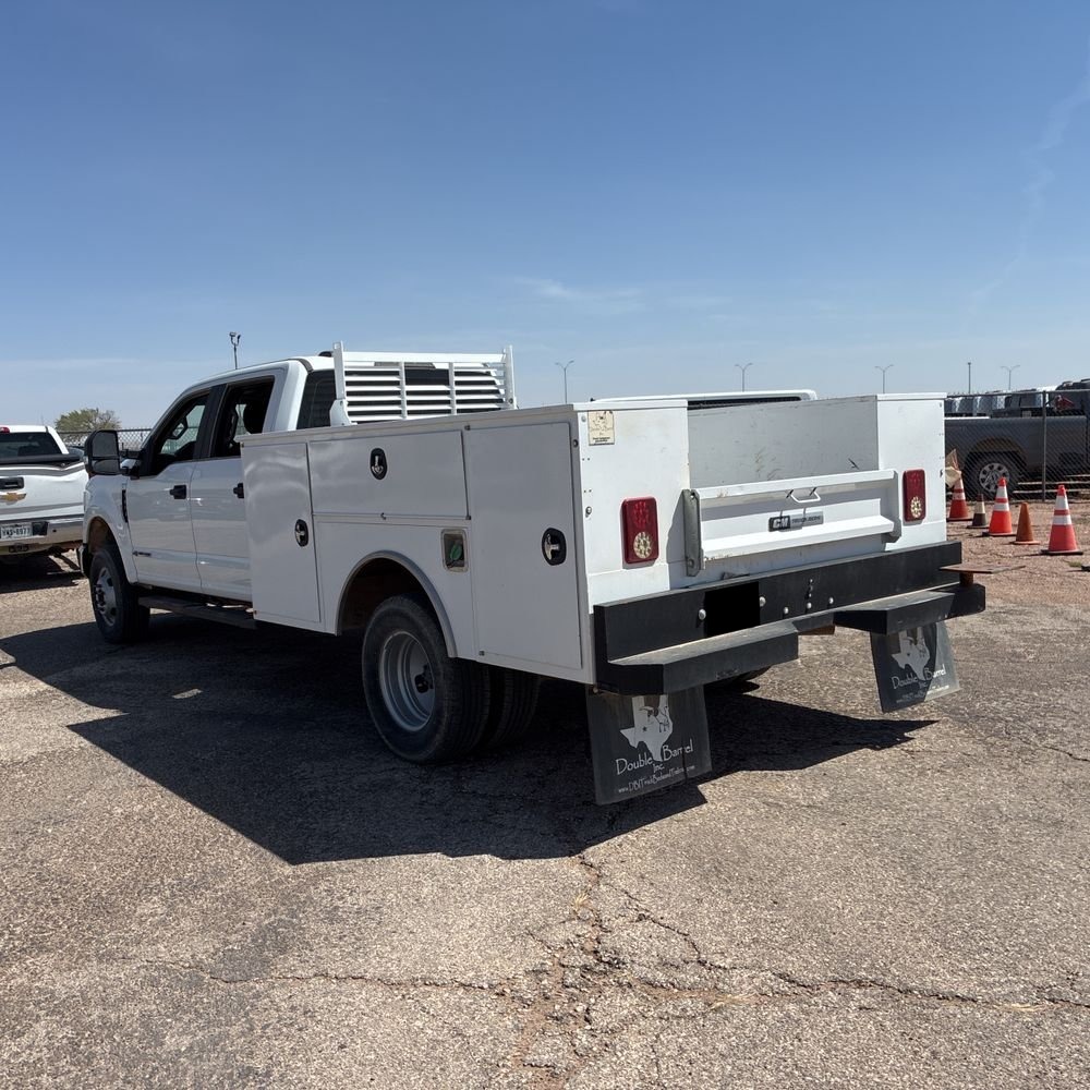 2022 Ford F-350 Super Duty XL
