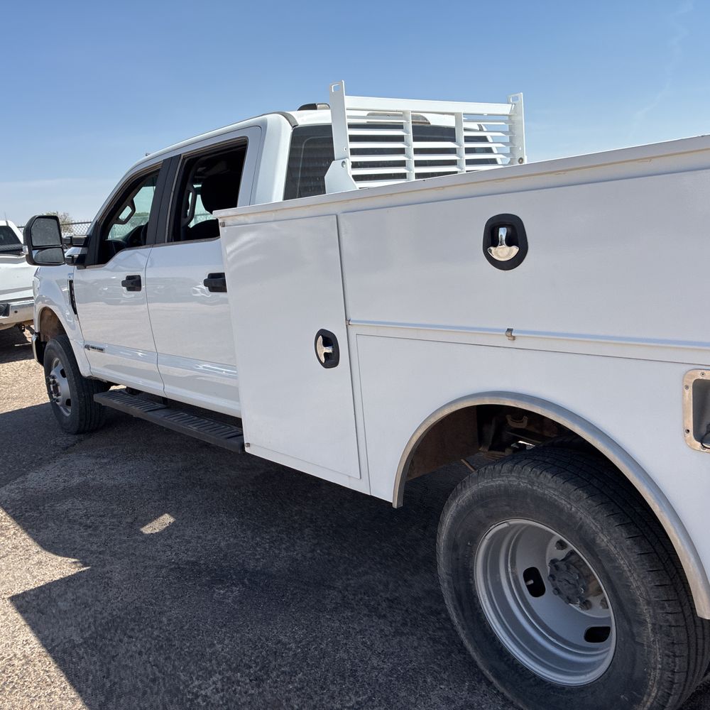 2022 Ford F-350 Super Duty XL
