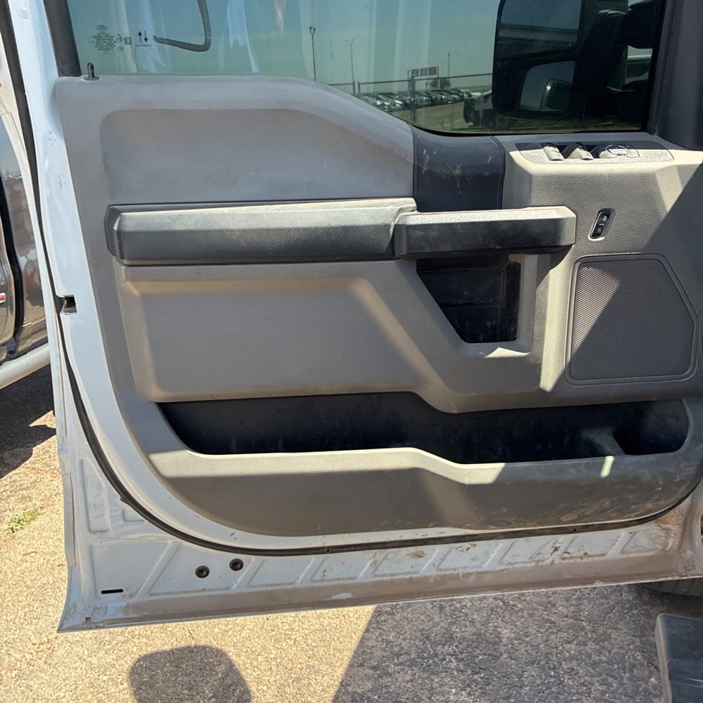 2022 Ford F-350 Super Duty XL