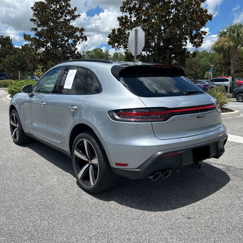2024 Porsche Macan Base