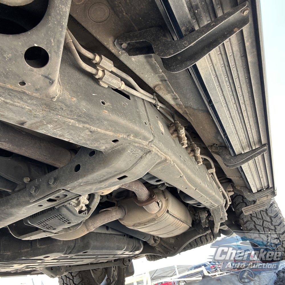 2016 Toyota Land Cruiser Base