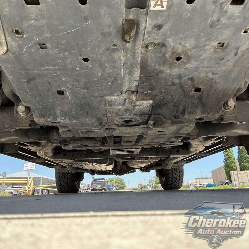 2016 Toyota Land Cruiser Base