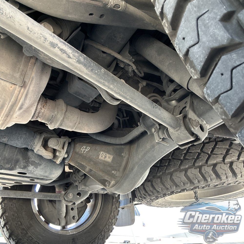 2016 Toyota Land Cruiser Base