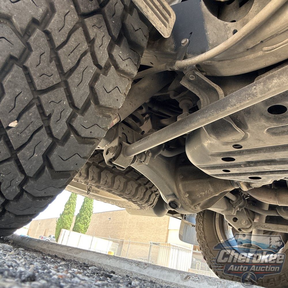 2016 Toyota Land Cruiser Base