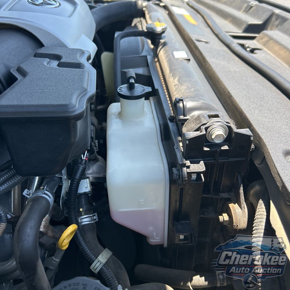 2016 Toyota Land Cruiser Base