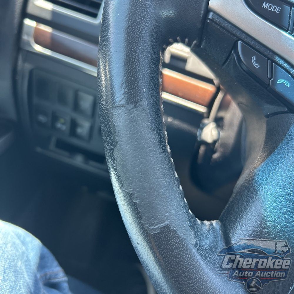 2016 Toyota Land Cruiser Base