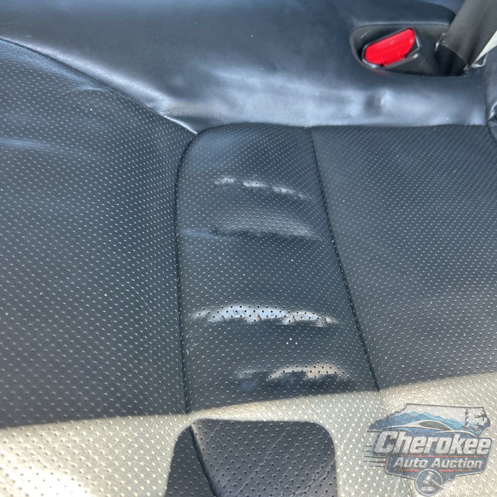2016 Toyota Land Cruiser Base