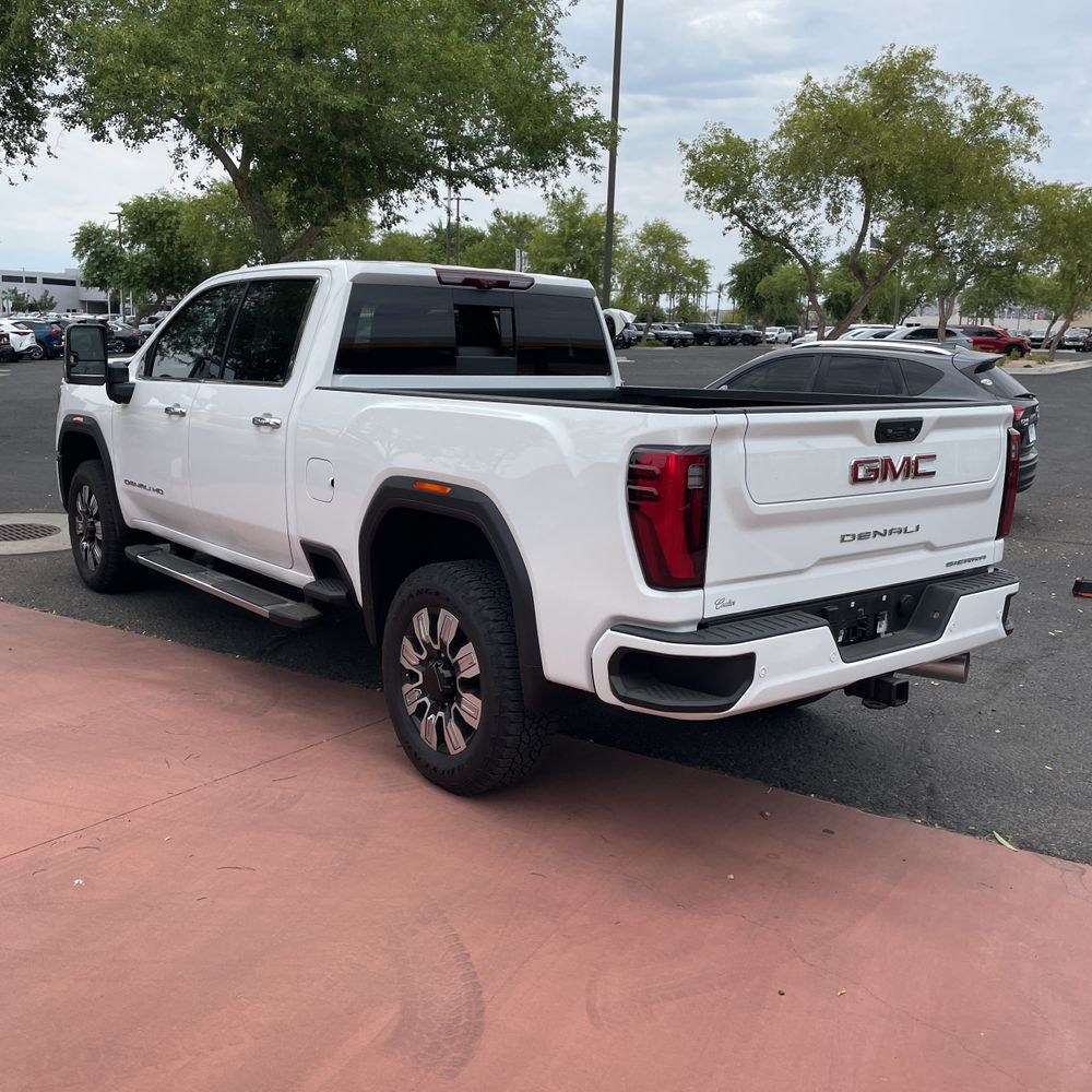 2024 GMC Sierra 2500HD Denali