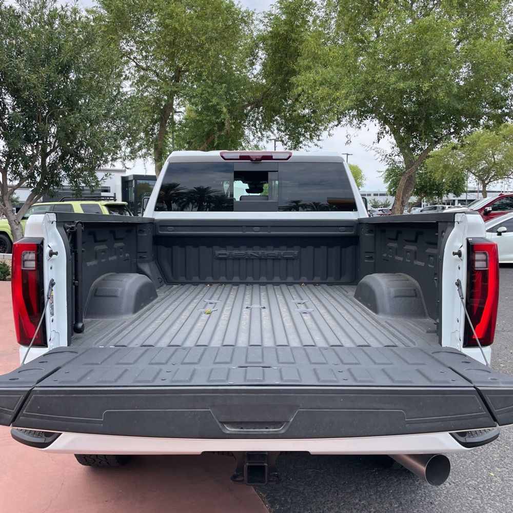 2024 GMC Sierra 2500HD Denali