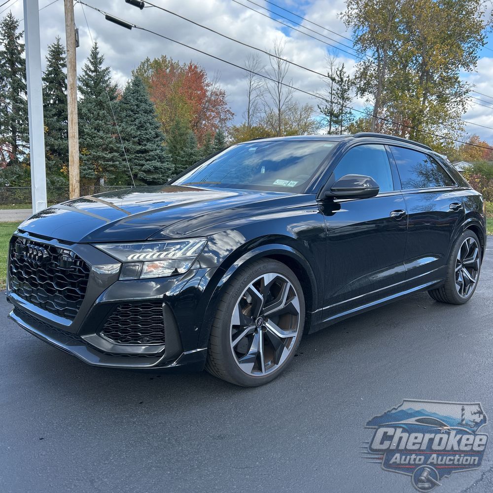 2024 Audi RS Q8 Base